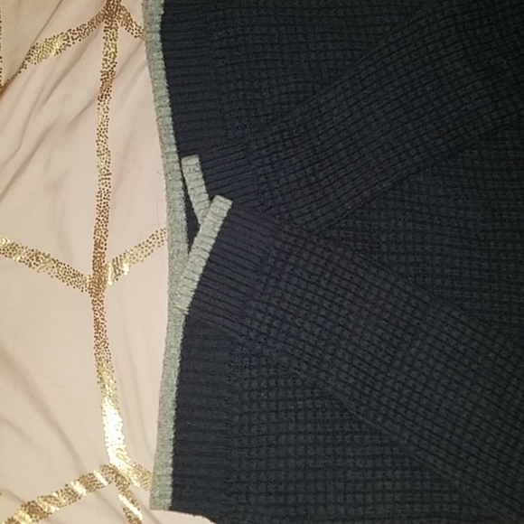 Sweater for winter - Picture 2 of 4